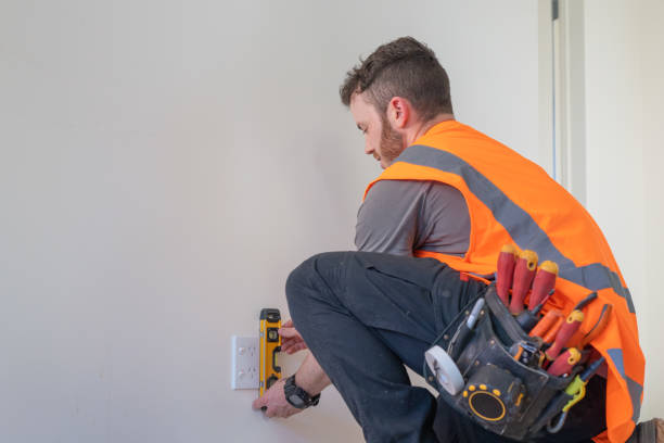 Best Emergency Electrician Near Me  in Nashvle, IL